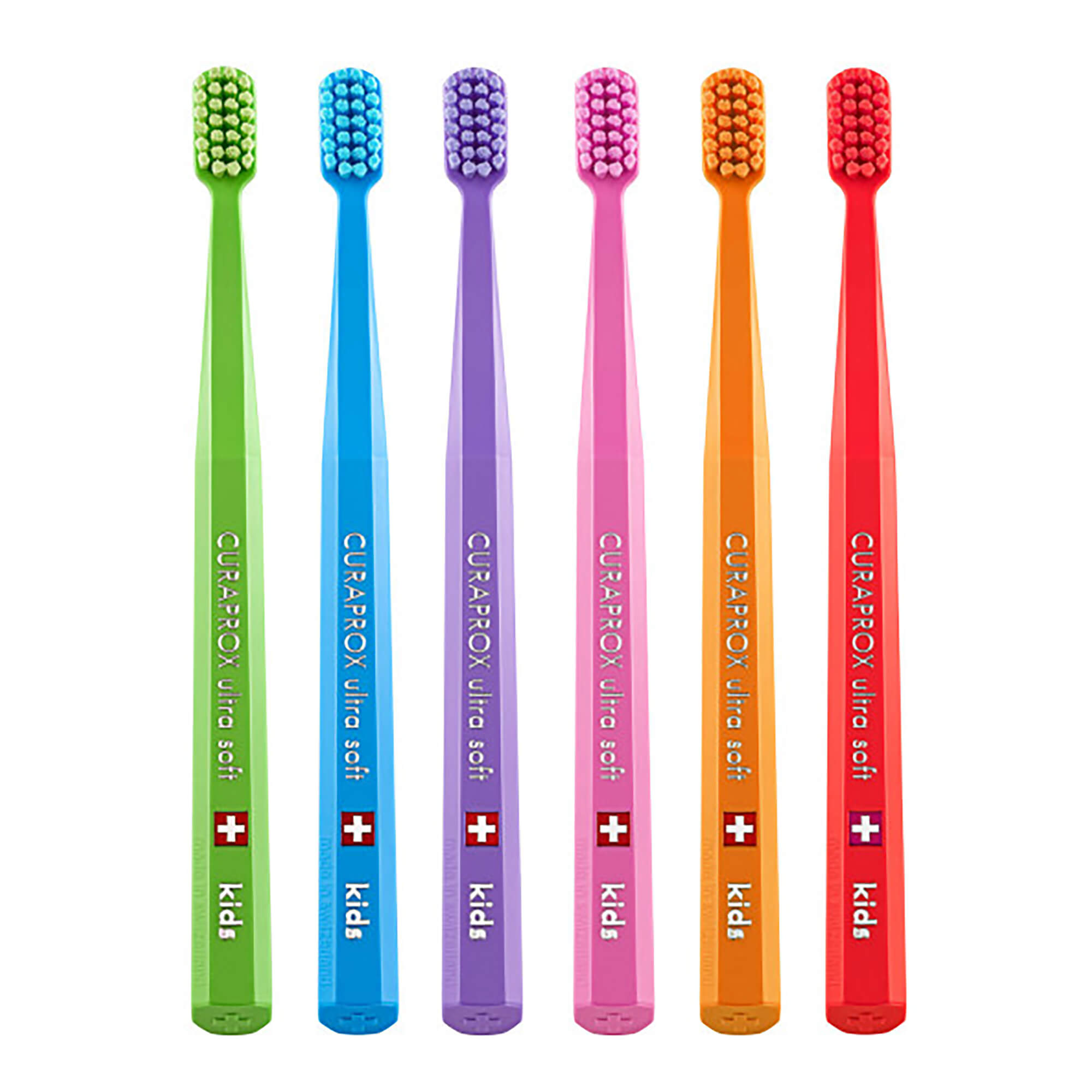 Superweiche Kinderzahnbürste. Geeignet für Kinder (4-12 Jahre) zum täglichen Zähneputzen. In 6 verschiedenen Farben erhältlich.