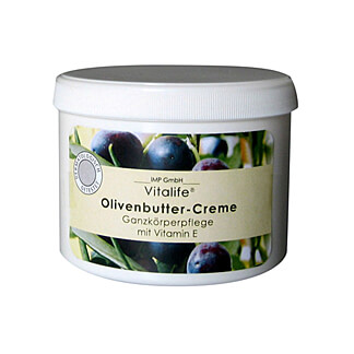Verleihen Sie Ihrer Haut gesundes, jugendlich frisches Aussehen und verwöhnen Sie Ihre Haut mit kostbarem Olivenöl mit Vitamin E.